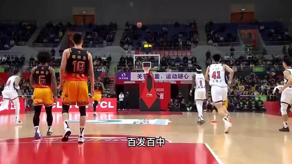 江苏男篮力克广东，庞峥麟对飙徐杰成关键战役