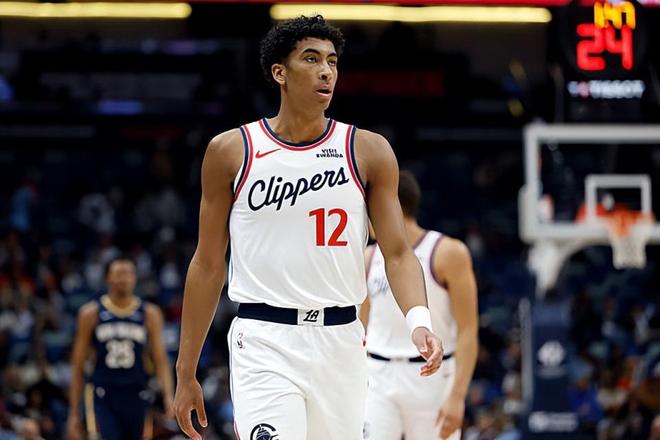 南湾湖人险胜圣迭戈快船晋级季后赛第二轮 卡姆