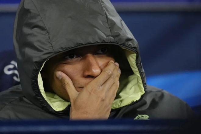 皇马医疗团队误诊姆巴佩右膝 左膝伤情被掩盖三