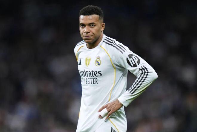 皇马医疗团队误诊姆巴佩右膝 左膝伤情被掩盖三