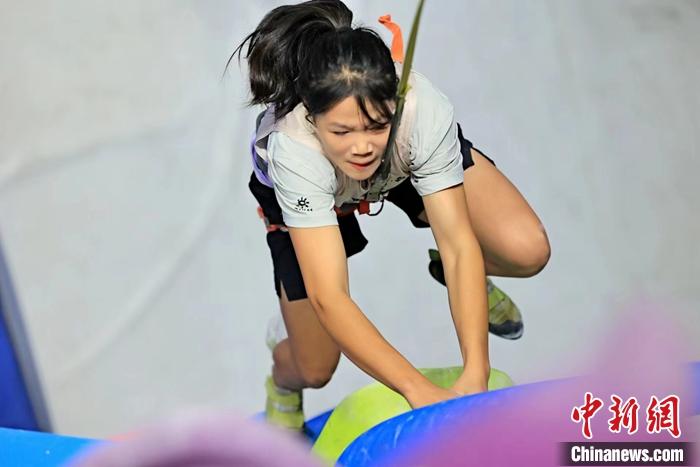 首届学青会攀岩赛南宁落幕 广西揽3金成最大赢家